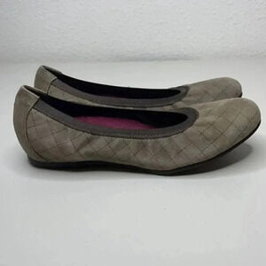 Munro Vicki ballet designer flats 9 1/2 med